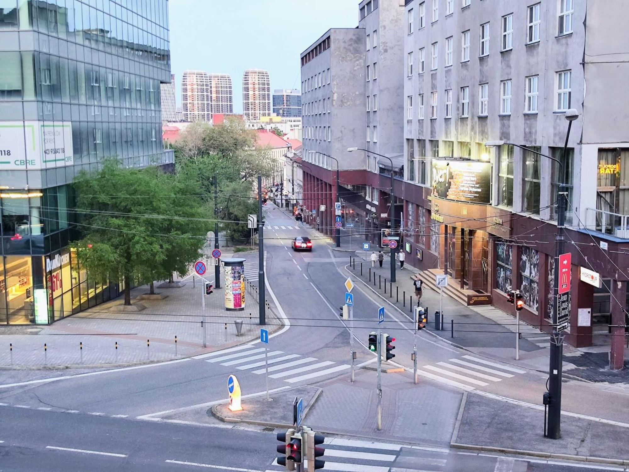 Cinnamon - Brand New - Presidential Garden - Air Conditioning - Free Parking براتسيلافا المظهر الخارجي الصورة