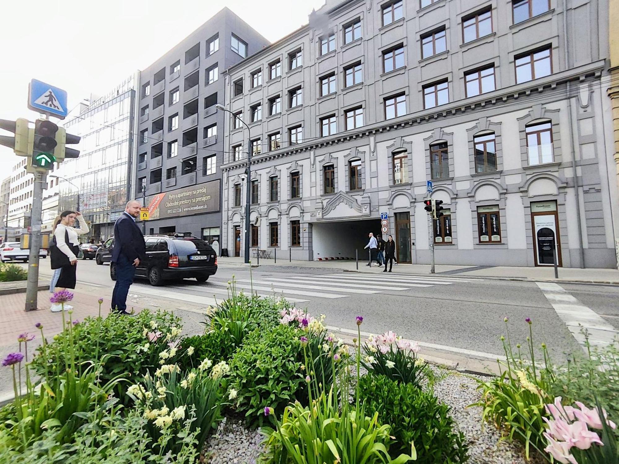 Cinnamon - Brand New - Presidential Garden - Air Conditioning - Free Parking براتسيلافا المظهر الخارجي الصورة