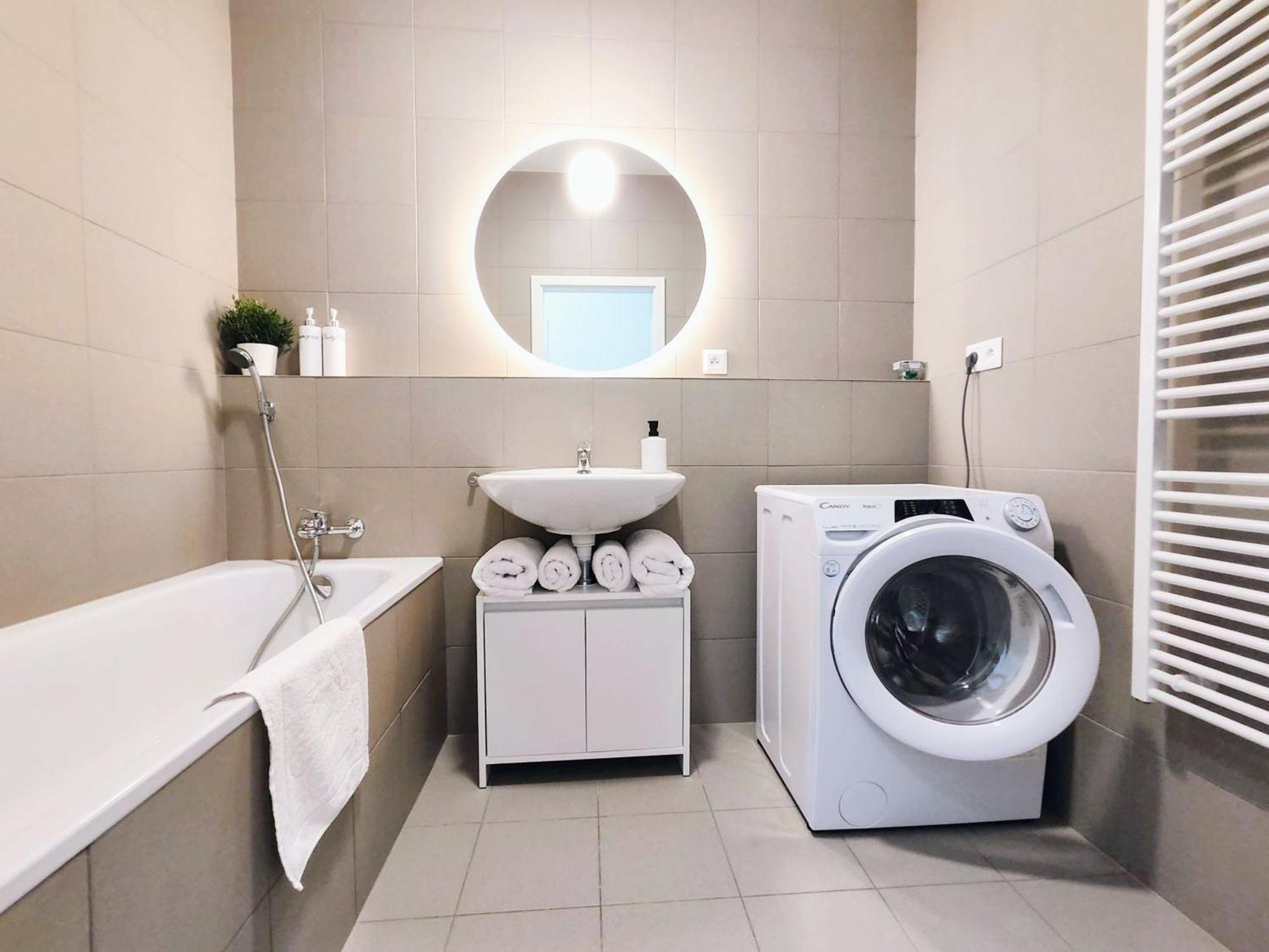 Cinnamon - Brand New - Presidential Garden - Air Conditioning - Free Parking براتسيلافا المظهر الخارجي الصورة